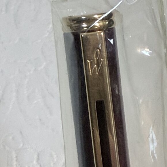 Waterman Matte Burgundy Twist Ball Point Pen - Picture 3 of 16